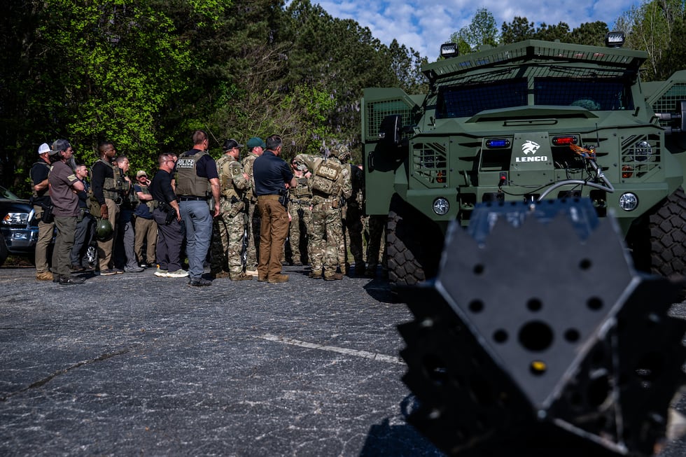 Operativo del Servicio de Alguaciles de los Estados Unidos (USMS) y las agencias del orden...