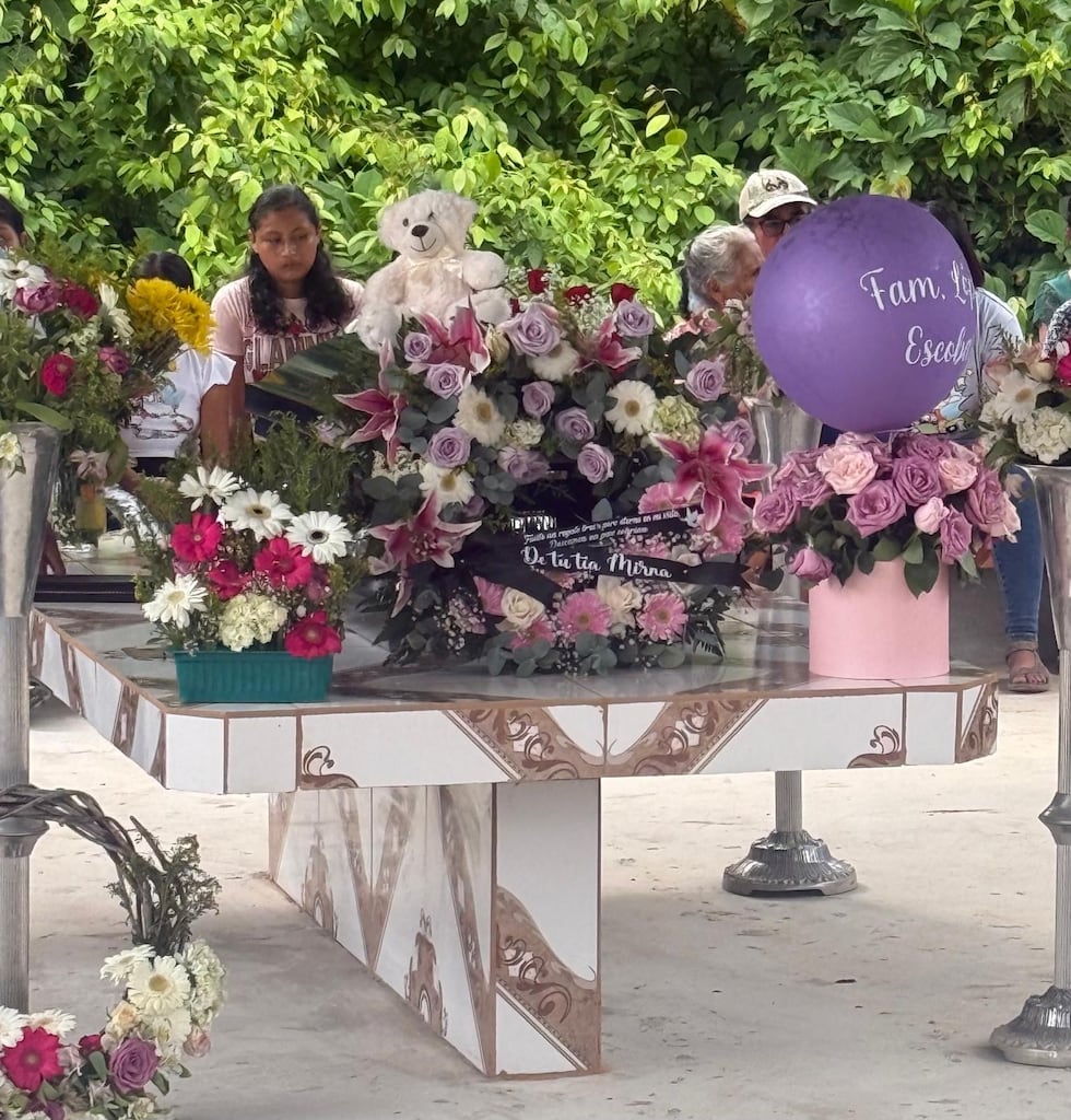 Sepultan en Guatemala a bebé de 1 año atropellada en Antioch