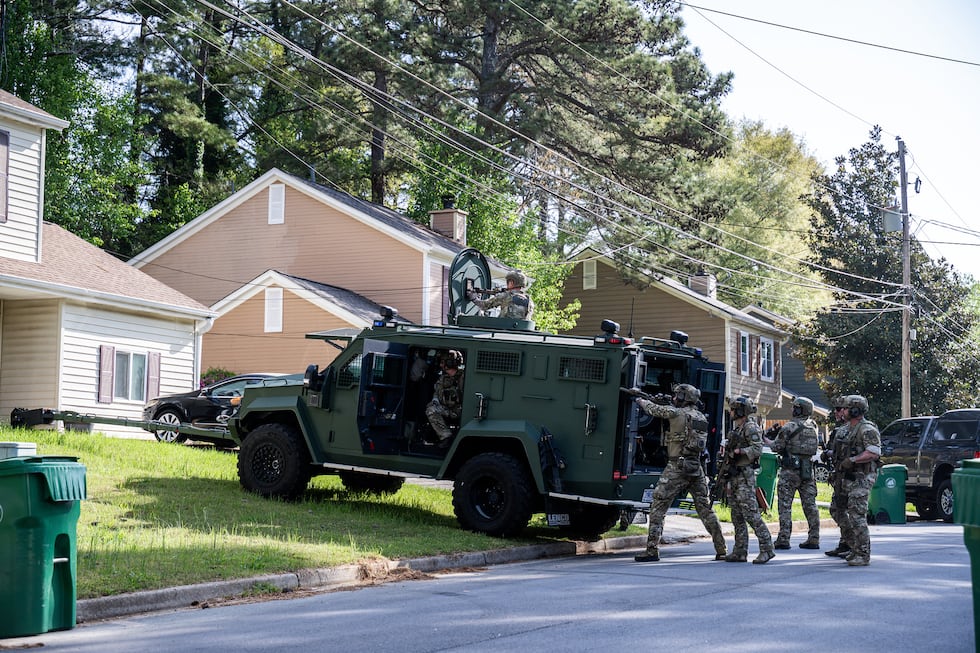 Operativo del Servicio de Alguaciles de los Estados Unidos (USMS) y las agencias del orden...