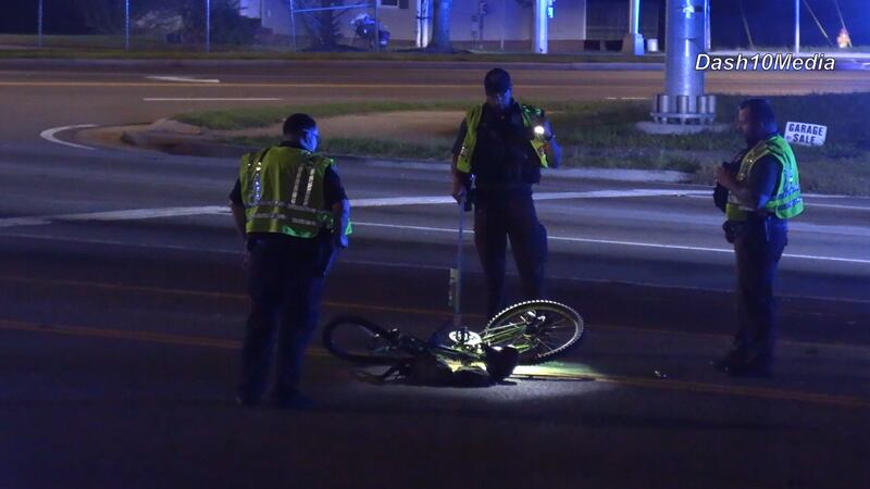 Muere peatón luego de ser atropellado mientras cruzaba una calle en Clarksville