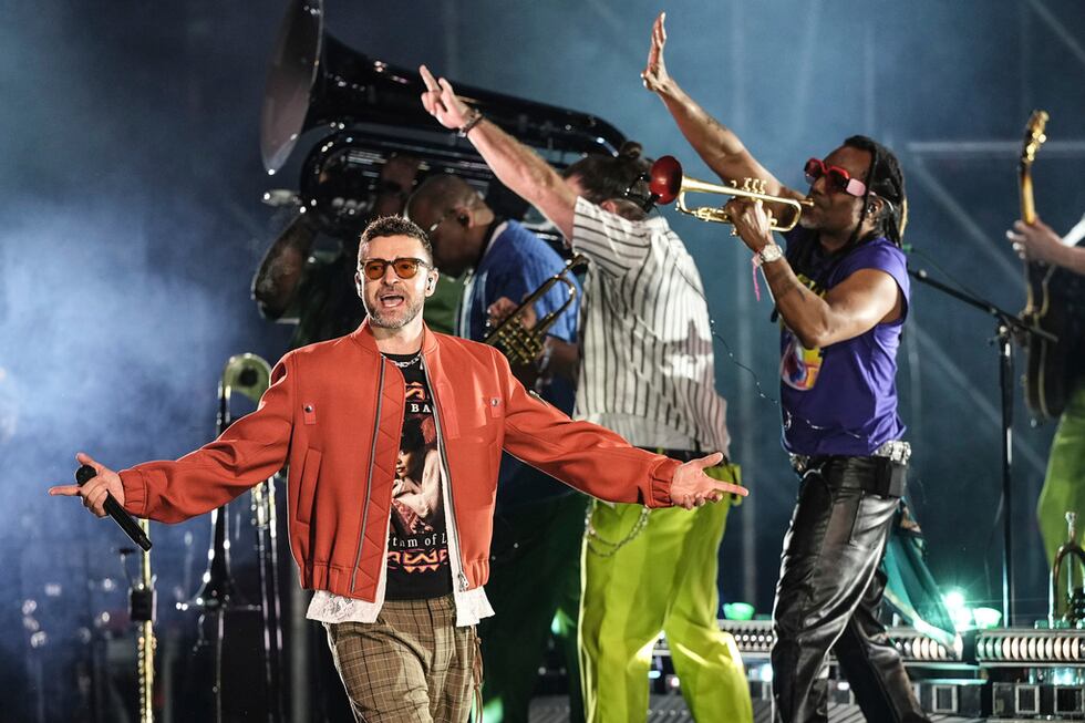 ARCHIVO - Justin Timberlake se presenta en el festival de música Estéreo Picnic en Bogotá,...