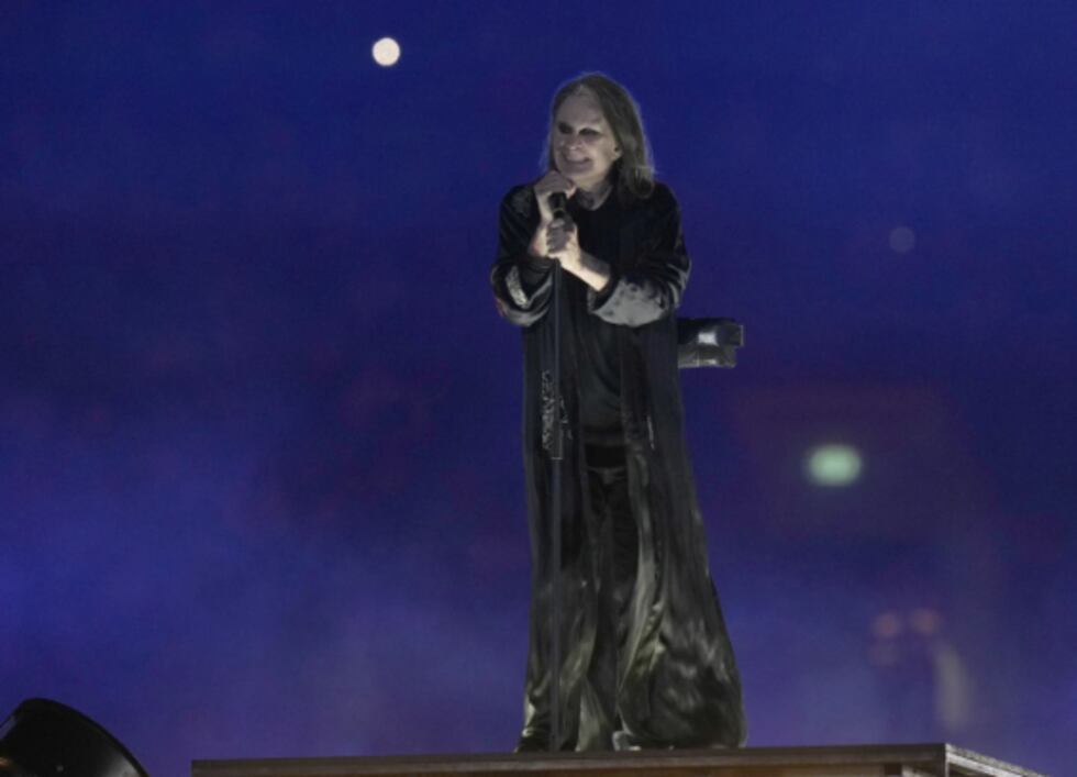 Ozzy Osbourne, que lideró la agrupación Black Sabbath y se convirtió en el padrino del género...
