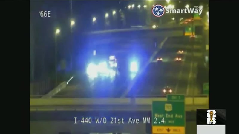 Accidente de un motociclista sobre ala I-440 provoca el cierre, se reporta grave