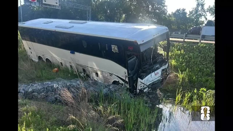 Al menos 5 muertos y 34 heridos en accidente de autobús en Virginia